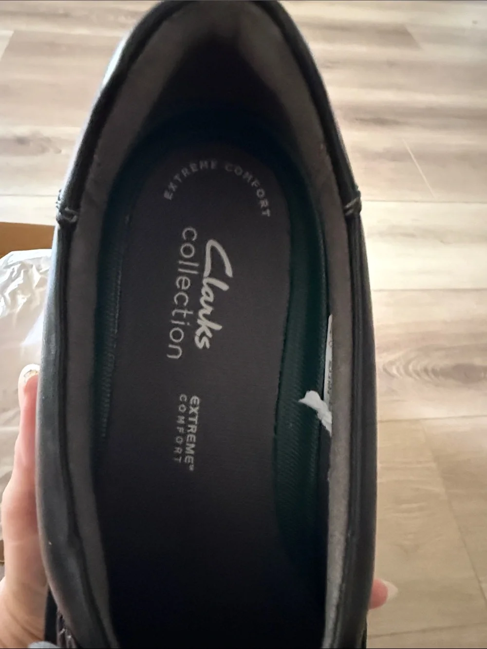 BRAND NEW-Clarks Black Leather Slip-On Loafers for Men